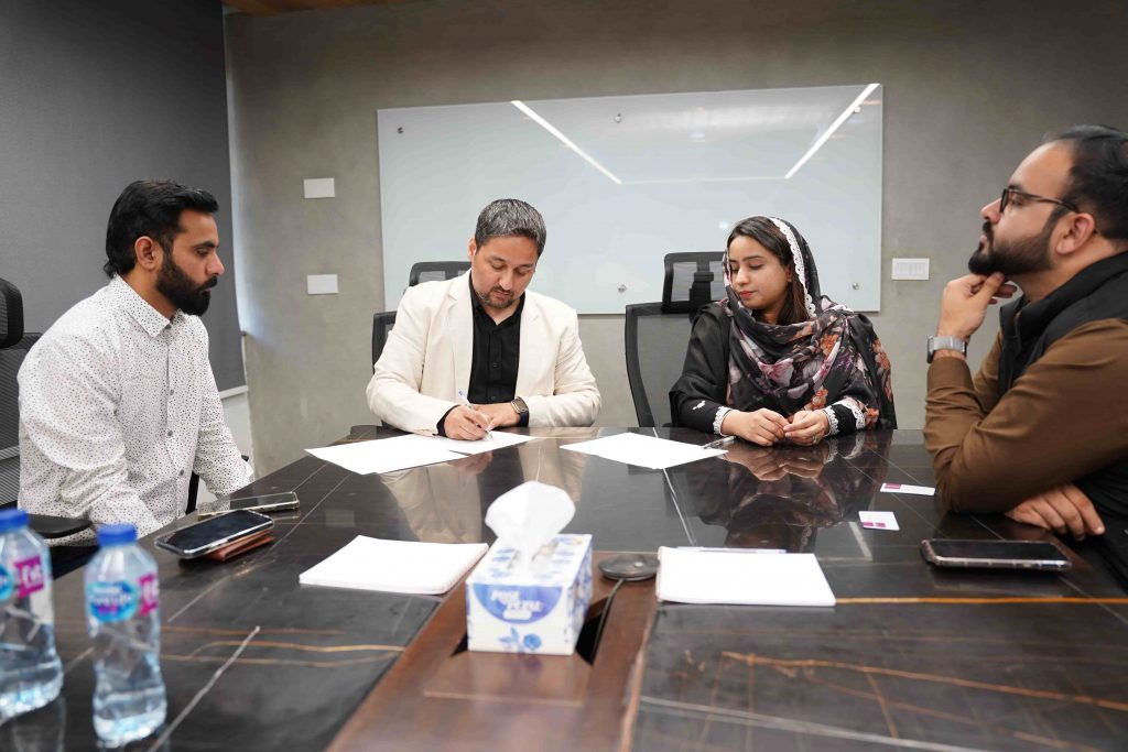Clear Path Ortho Signs MOU with Service Industries